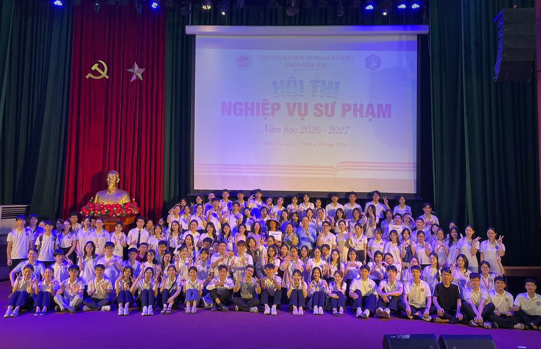 Khoa Hóa học tổ chức thành công Hội thi Nghiệp vụ Sư phạm năm học 2026 - 2027