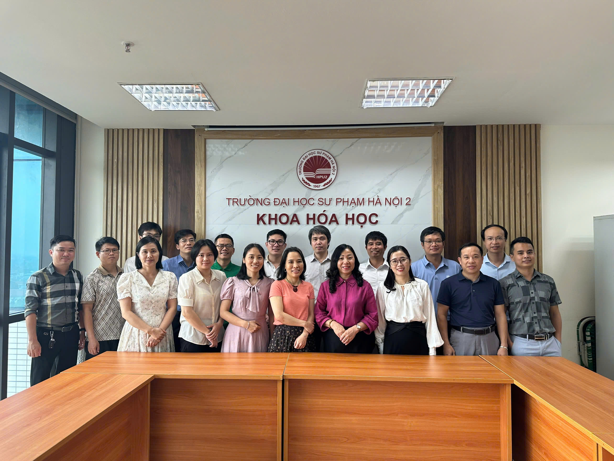 Hội thảo khoa học: Vật liệu định hướng ứng dụng trong phân tích và xử lý môi trường